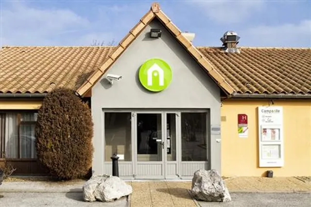 Kyriad Direct Montpellier Saint Jean de Védas – La Peyrière