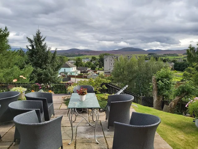 Sutherlands Guest House