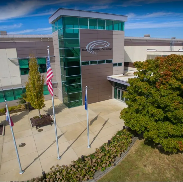 East Central College