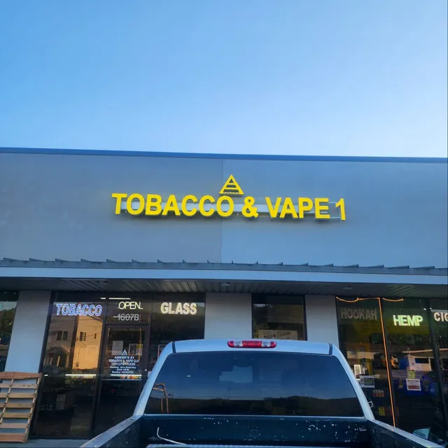 Ameer's Top and Vape 1