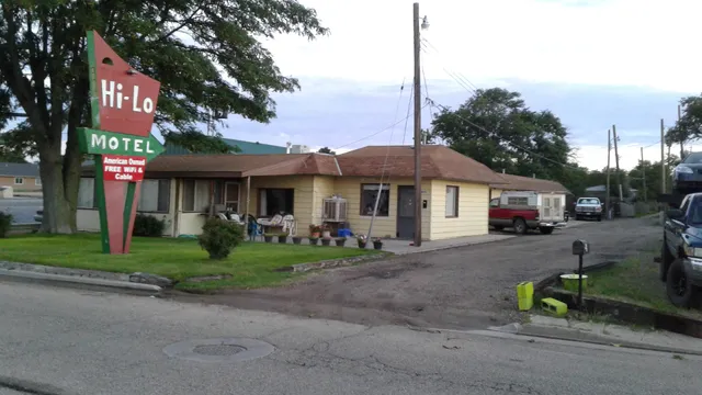 Hi-Lo Motel