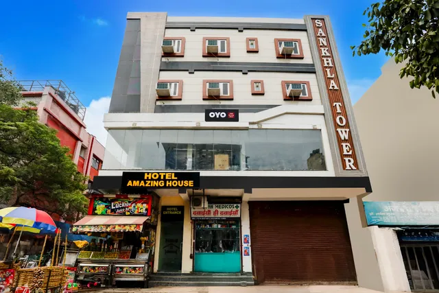 OYO Hotel Amazing House