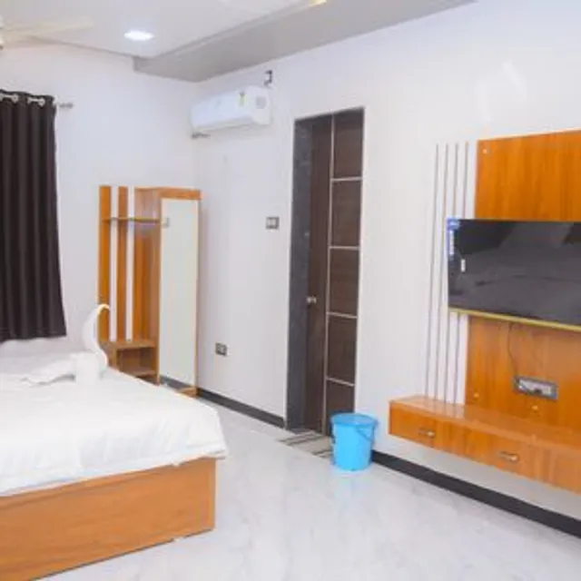 Hotel Pooja Inn Pandharpur