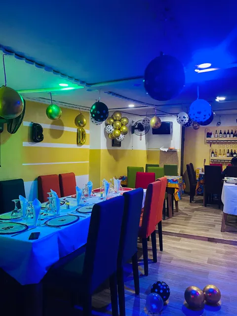 LE CHIC Resto-lounge