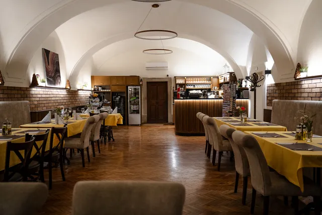 Reštaurácia Arkada