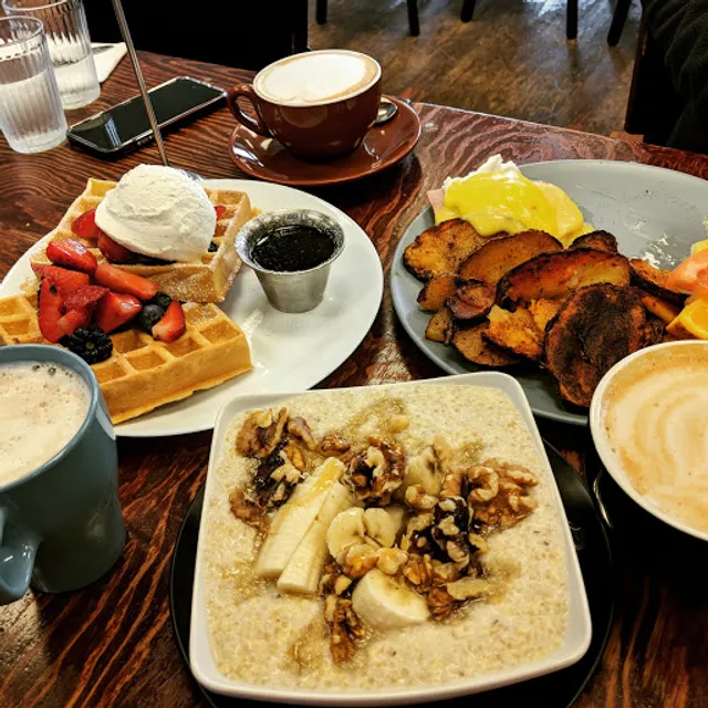 Blue Dot Cafe & Coffee Bar