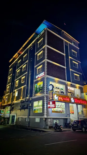 Anna Residency - White Town