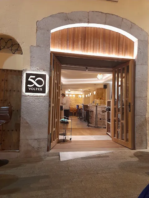 50 Voltes Restaurant