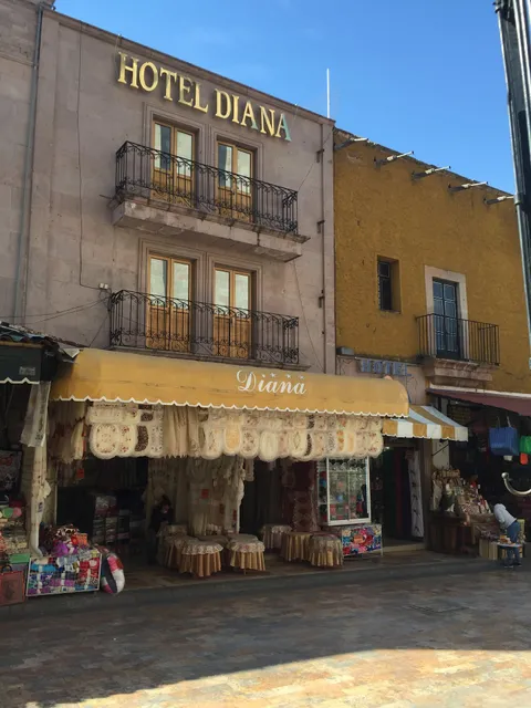 Hotel Diana