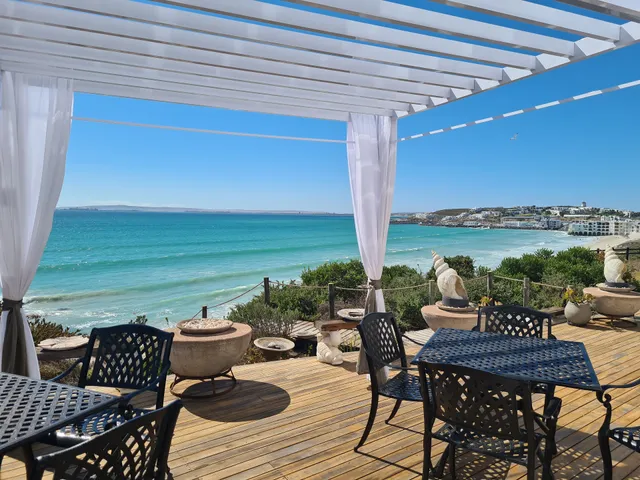 Crystal Lagoon Lodge