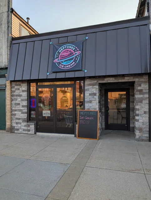 Neptune's Ice Cream Shop