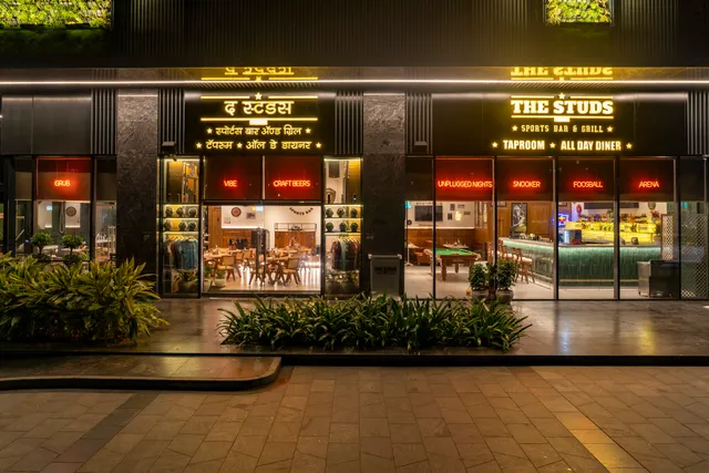 The Studs Sports Bar - All day Diner & Taproom