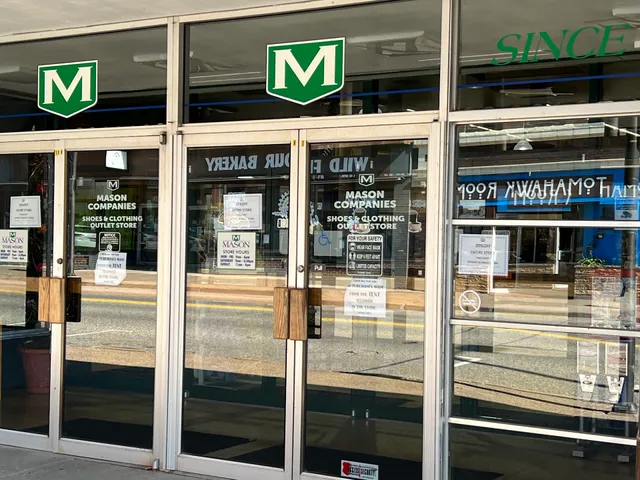 Mason Shoe Outlet Store