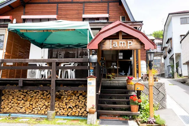 Lamp Cafe