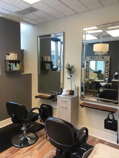 Chi-lily Salon & Color Studio