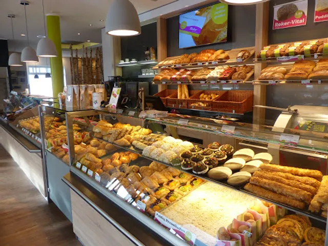 Reker Mein Vitalbäcker / Herzebrocker Str.