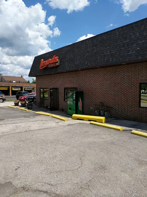 Leonardo's Pizza Fairlawn ( Across from Summit Mall)