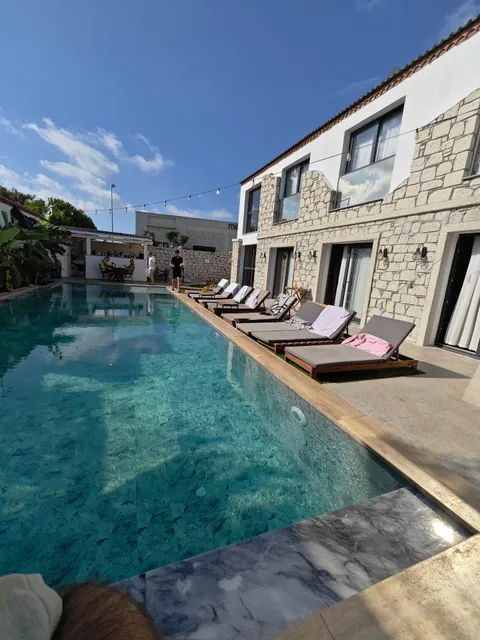 Trina Talles Alaçatı Otel