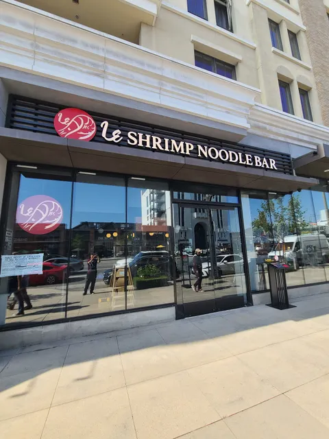 Le Shrimp Noodle Bar @ The Americana at Brand