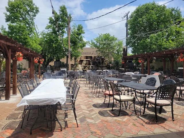 Narah Cafe & Restaurant