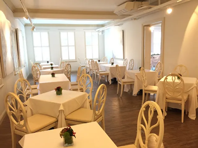 GALERIE Bistro 家樂利小酒館