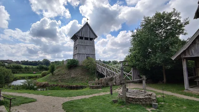 Museum Turmhügelburg Luetjenburg