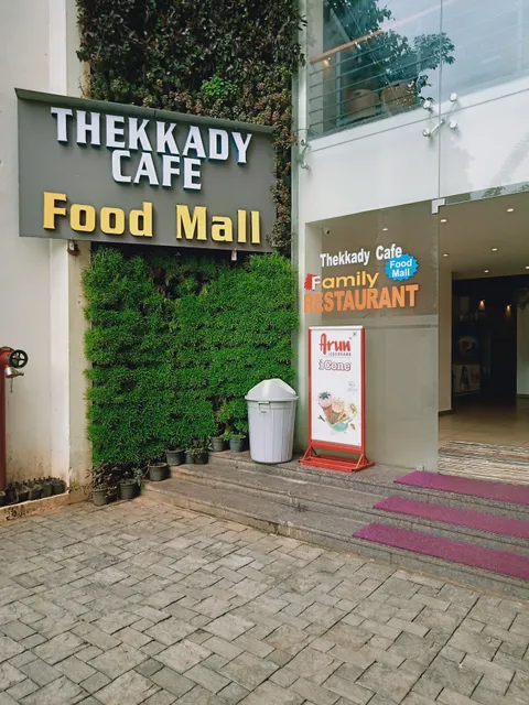 Thekkady Cafe