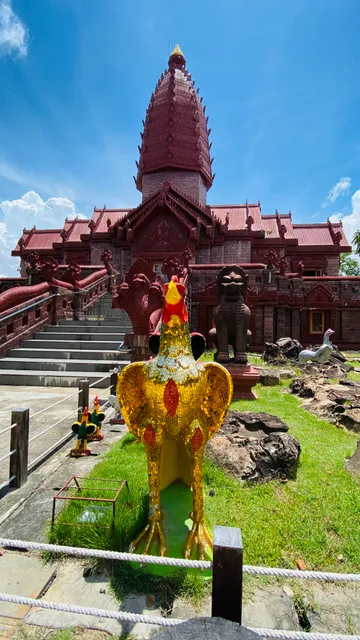 Wat Luang Phu Suang