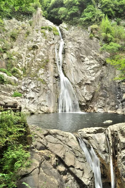 Nunobiki Falls - Meotodaki
