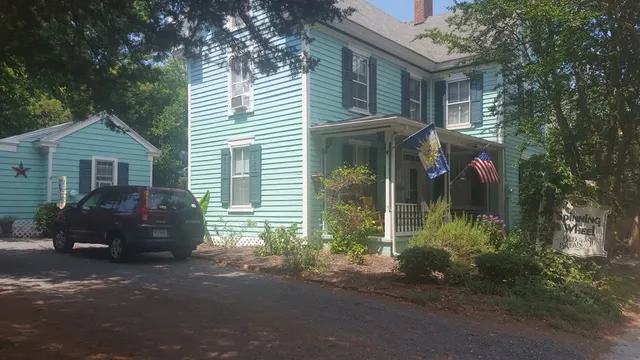 Spinning Wheel Bed & Breakfast