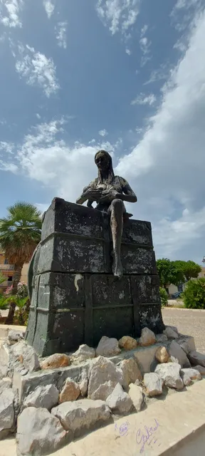 Monumento all'Emigrante