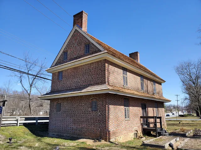 Barns-Brinton House