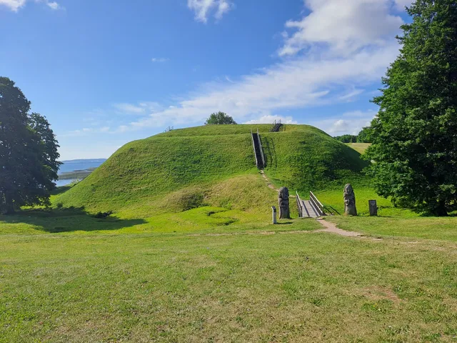 Prelomciškė mound