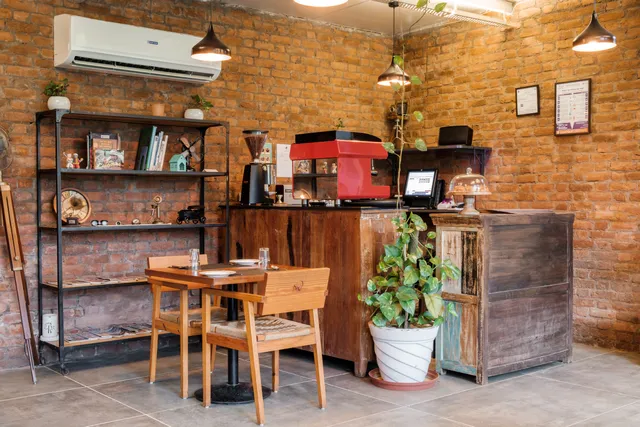 Hamoni: Cafe by the Greens