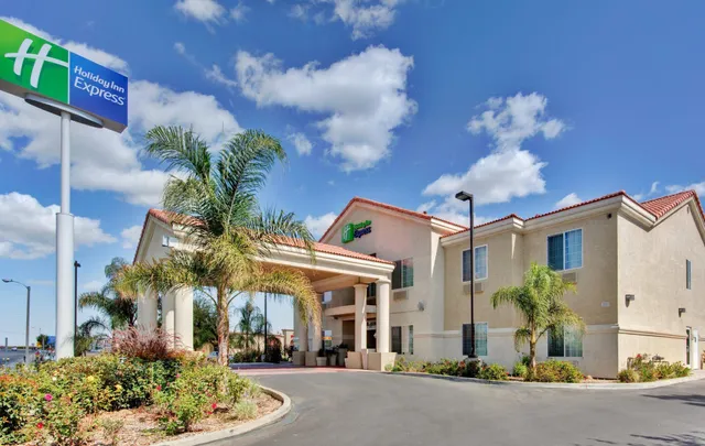 Holiday Inn Express Delano Hwy 99 by IHG