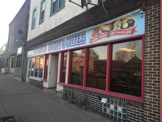 El Guanaco Bakery y Café