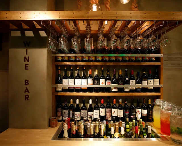 ESOLA 鳥取駅前店