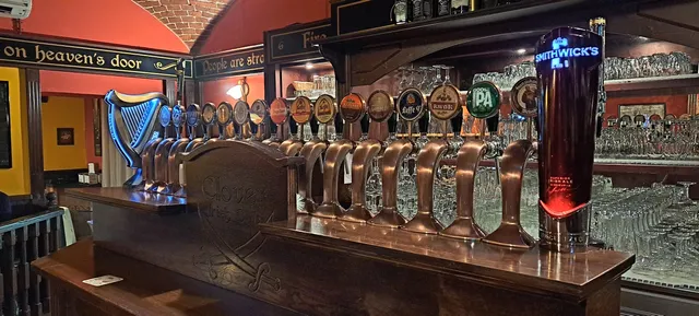 Clover Irish Pub