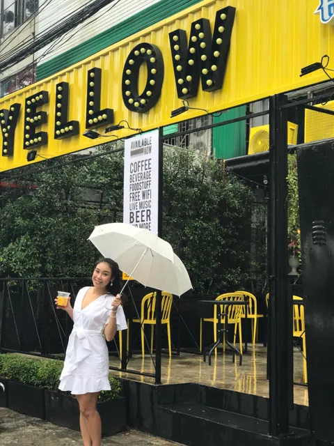 Yellow Bar (House of Yellow)