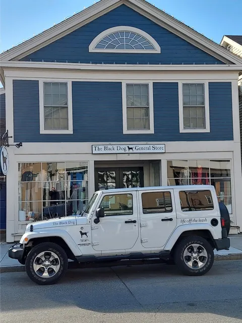 The Black Dog General Store - Mystic
