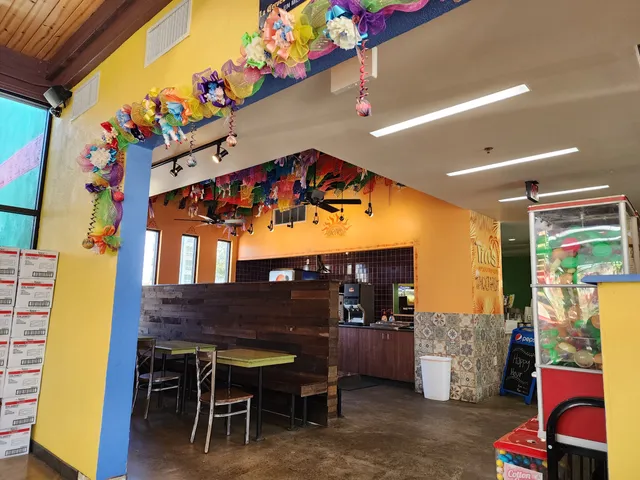 Tías Taco Hut