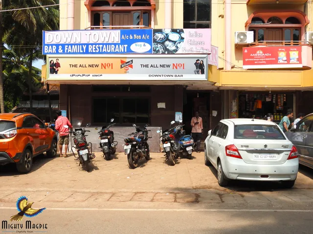 Downtown Bar and Restaurant