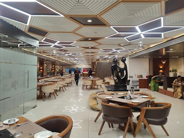 Kanha Restaurant And Sweets