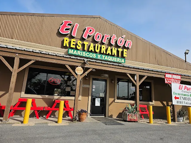 El Portón Mexican Restaurant