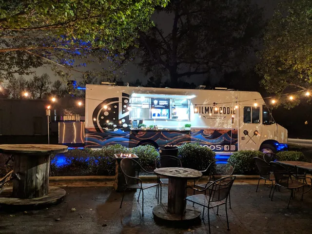WilmyWoodie Food Truck