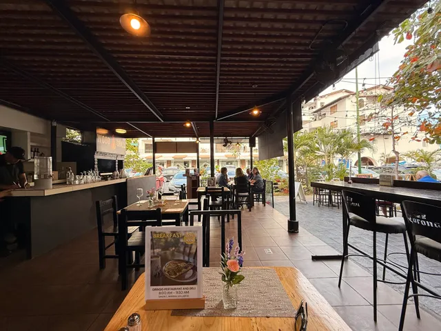 Gringo Restaurant & Deli