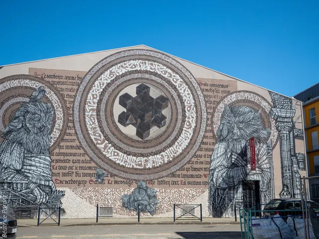The wall. from Bordeaux