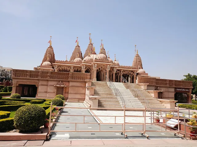 BAPS Shri Swaminarayan Mandir