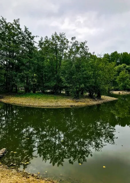 Étang des Trois Sources