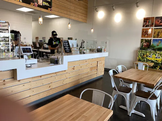 Wow Wow Hawaiian Lemonade - Oro Valley